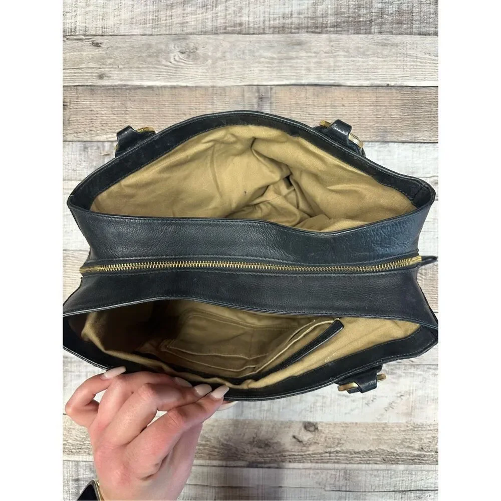 Vintage 90s y2k Ellen Tracy Black Cow Hide Leather Shoulder Bag